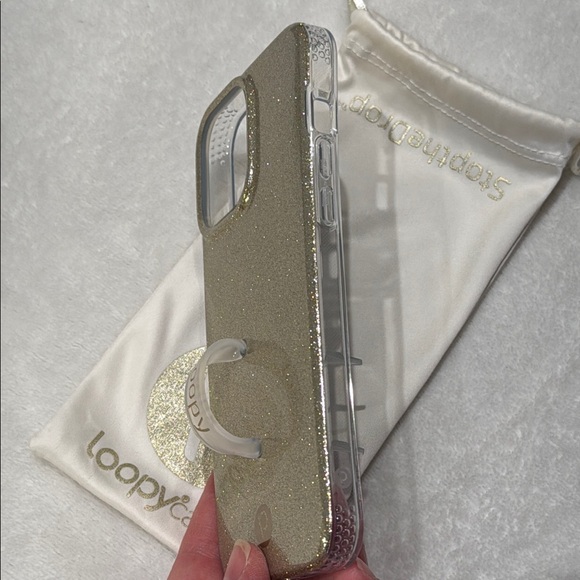 iPhone 15 Pro Max 6.7” Champagne Sparkle Loopy (righty) - Picture 3 of 3